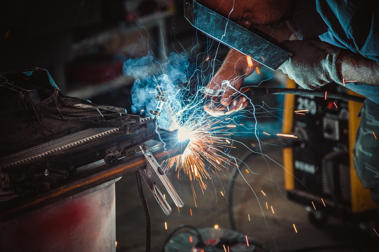 Mastering Efficiency: Six Sigma for Lean Manufacturing Success